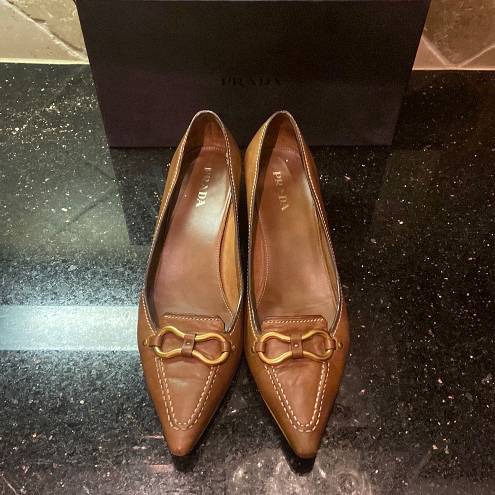 Prada Leather Pointed-Toe Pump, Antic Calf Nocciola 41. Gorgeous shoe.